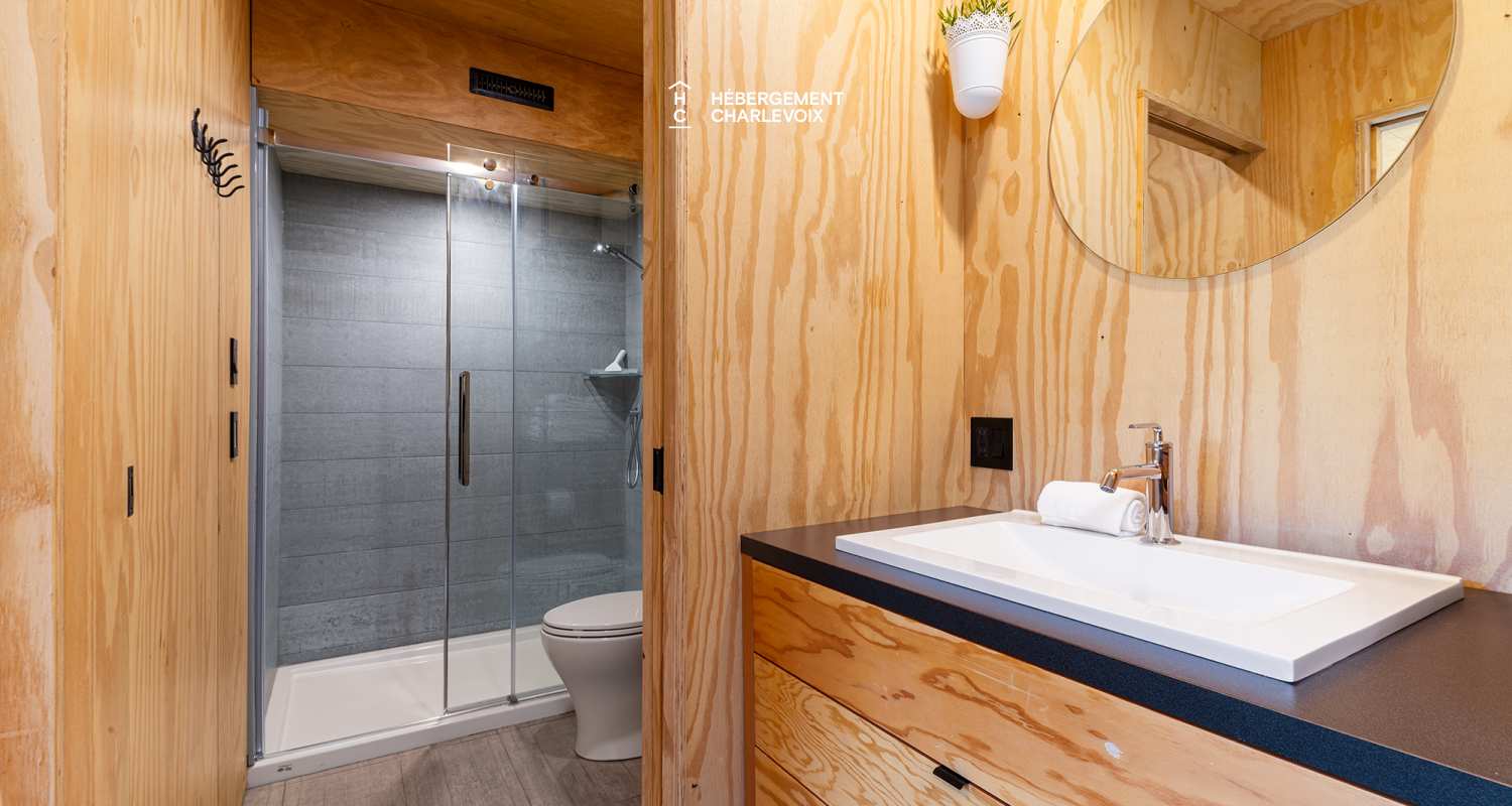 Refuge-4-B - Mini-maison au sommet du Massif